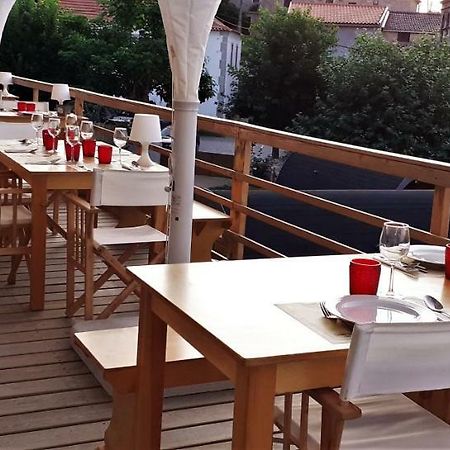 Glamping Hills Hotel Santa Comba de Rossas Екстериор снимка