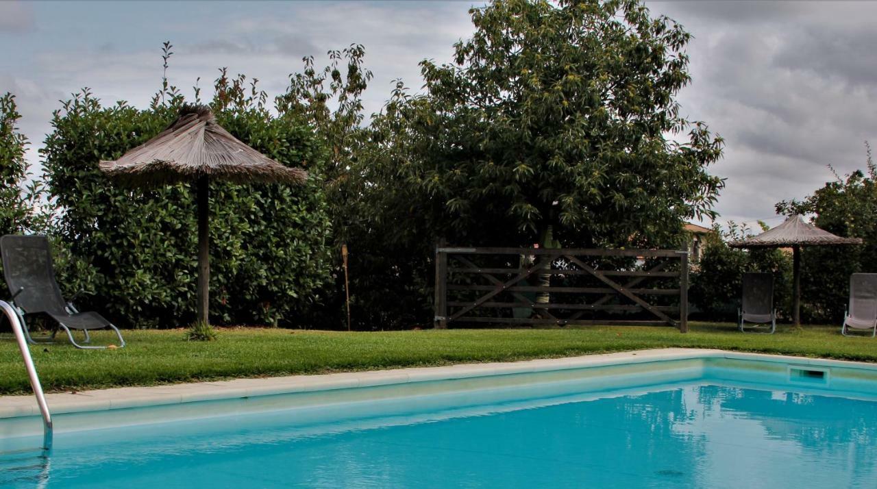 Glamping Hills Hotel Santa Comba de Rossas Екстериор снимка