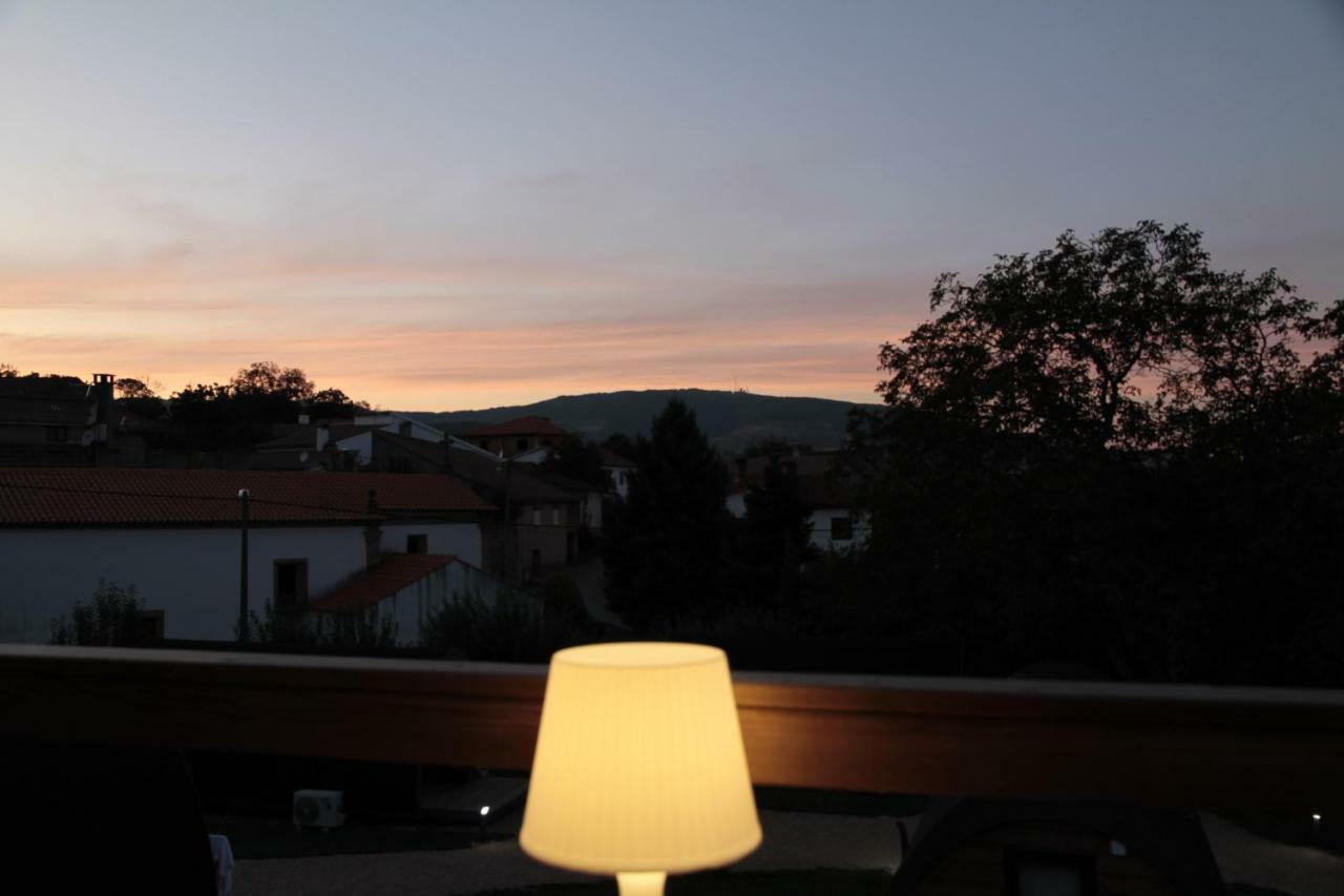 Glamping Hills Hotel Santa Comba de Rossas Екстериор снимка